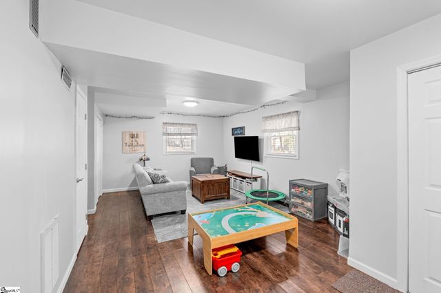 128 Buckey Court, Simpsonville, SC 29680