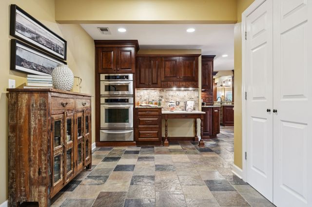 4451 Chandler Rd, Hermitage, TN 37076