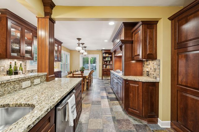 4451 Chandler Rd, Hermitage, TN 37076