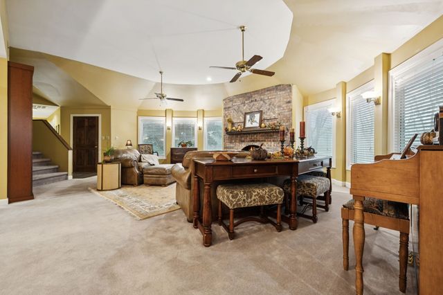 4451 Chandler Rd, Hermitage, TN 37076