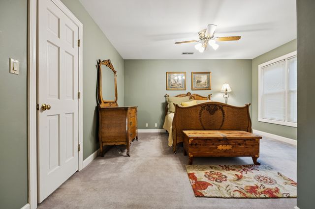 4451 Chandler Rd, Hermitage, TN 37076