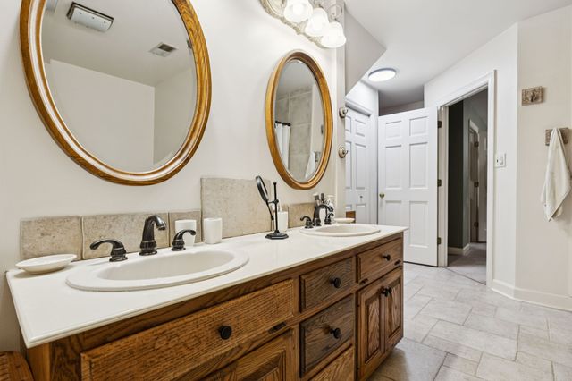 4451 Chandler Rd, Hermitage, TN 37076