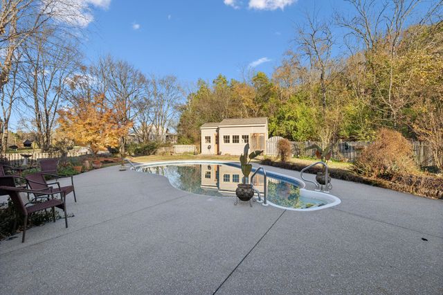 4451 Chandler Rd, Hermitage, TN 37076