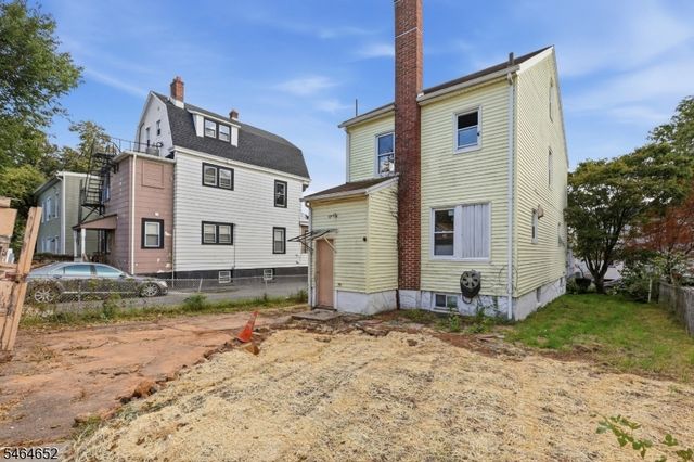 82 Berkshire Pl, Irvington Twp., NJ 07111