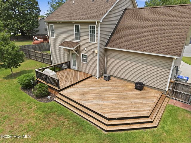 3505 Lena Lane, Greenville, NC 27834