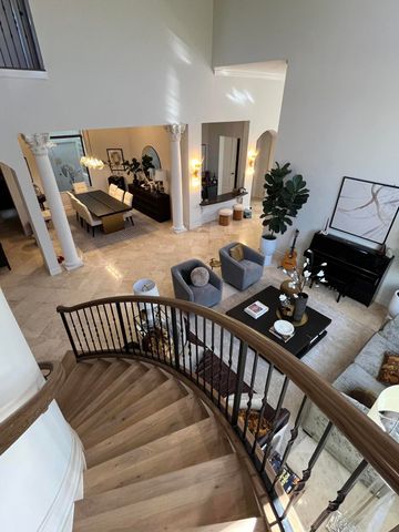 17921 Villa Club Way, Boca Raton, FL 33496