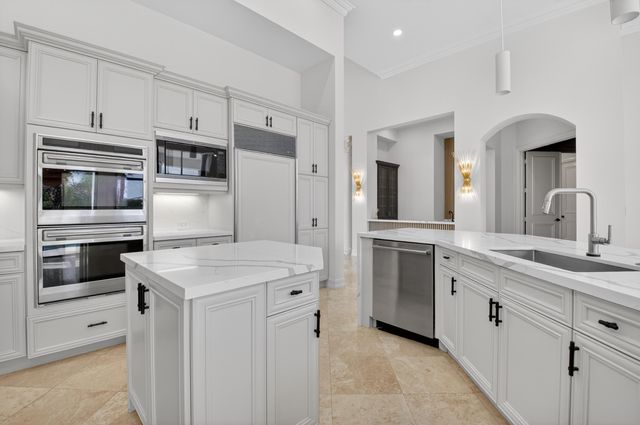 17921 Villa Club Way, Boca Raton, FL 33496