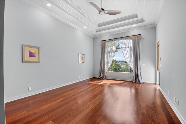 17921 Villa Club Way, Boca Raton, FL 33496