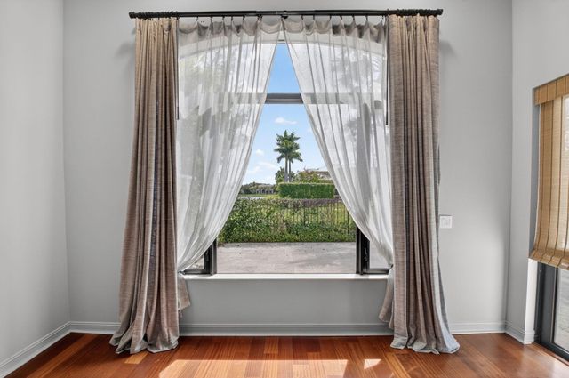 17921 Villa Club Way, Boca Raton, FL 33496