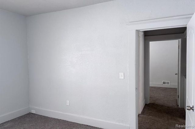 343 Elmhurst Street, Highland Park, MI 48203