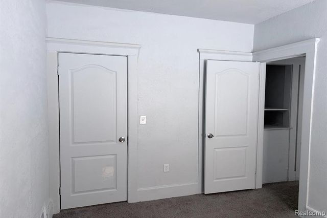 343 Elmhurst Street, Highland Park, MI 48203