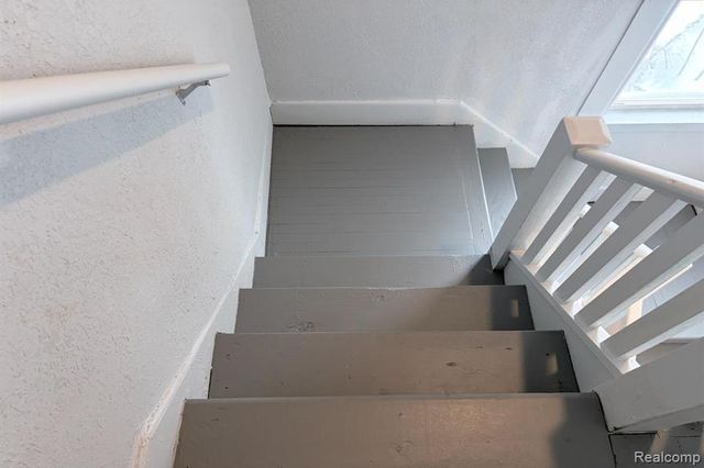 343 Elmhurst Street, Highland Park, MI 48203