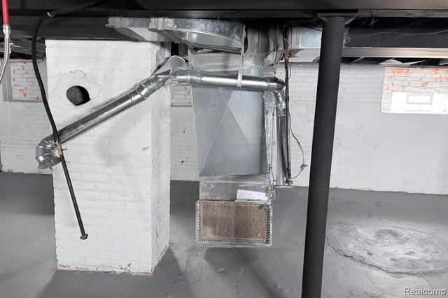 343 Elmhurst Street, Highland Park, MI 48203