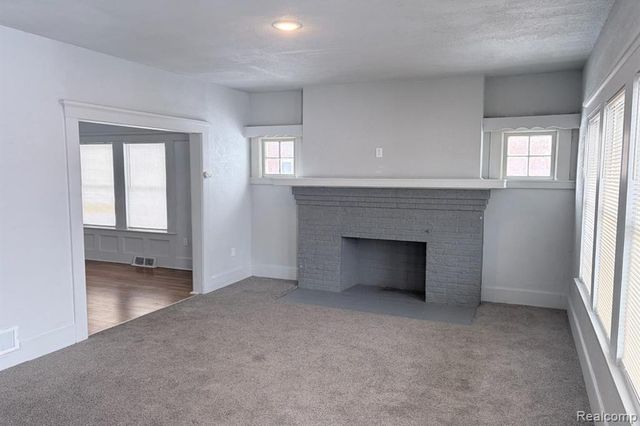 343 Elmhurst Street, Highland Park, MI 48203