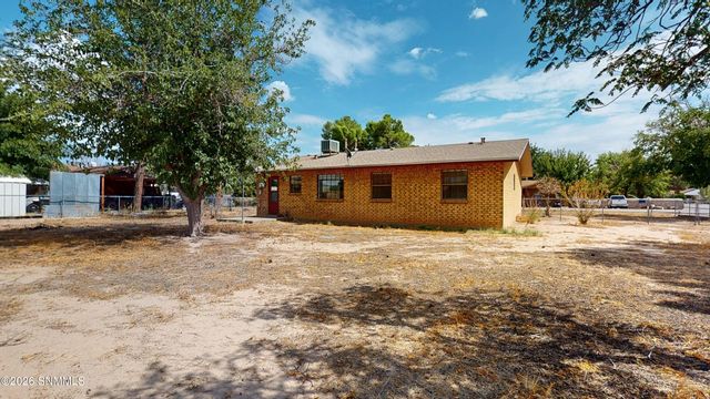 2665 La Luz Street, Las Cruces, NM 88007
