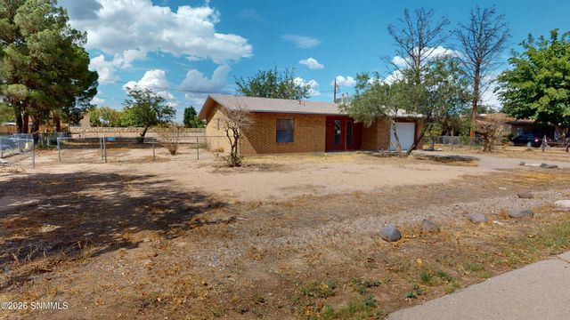 2665 La Luz Street, Las Cruces, NM 88007