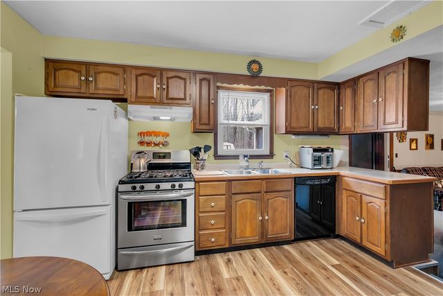 2684 Lydia Drive SW, Warren, OH 44481