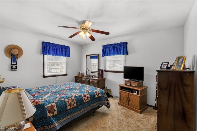 2684 Lydia Drive SW, Warren, OH 44481