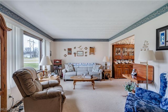 2684 Lydia Drive SW, Warren, OH 44481