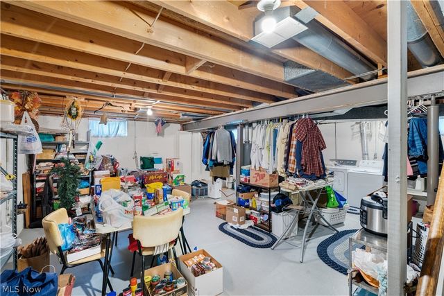 2684 Lydia Drive SW, Warren, OH 44481