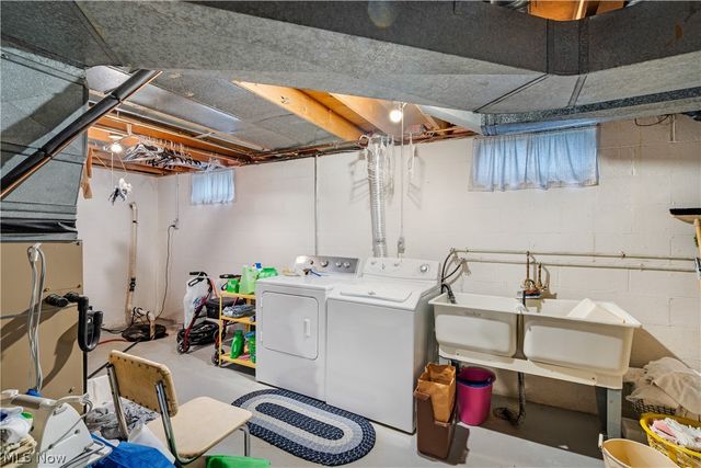 2684 Lydia Drive SW, Warren, OH 44481