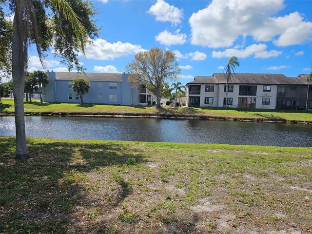 3851 59TH AVENUE W 3851, Bradenton, FL 34210