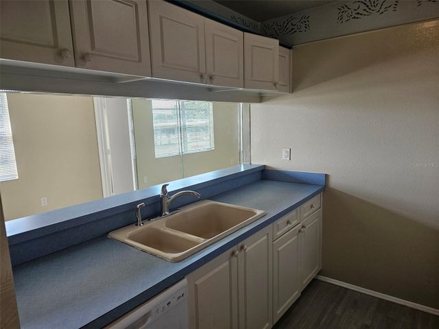 3851 59TH AVENUE W 3851, Bradenton, FL 34210