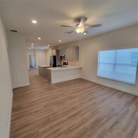 1293 DISSTON AVENUE, Clermont, FL 34711