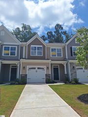 216 Brochaill Court, Piedmont, SC 29673