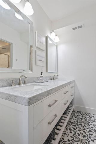 147 N Chestatee Point, Dawsonville, GA 30534