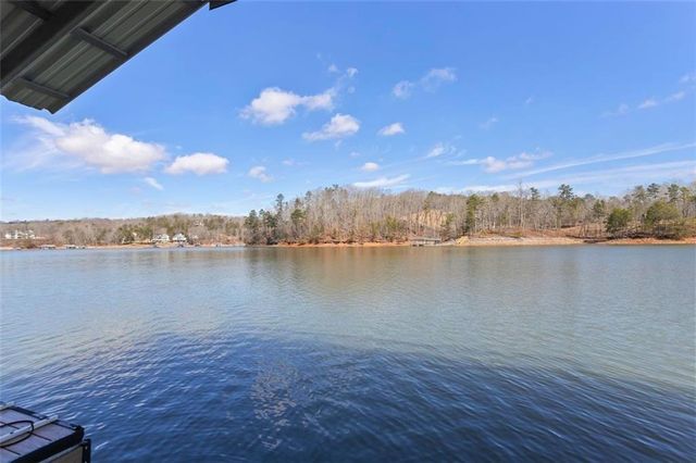 147 N Chestatee Point, Dawsonville, GA 30534