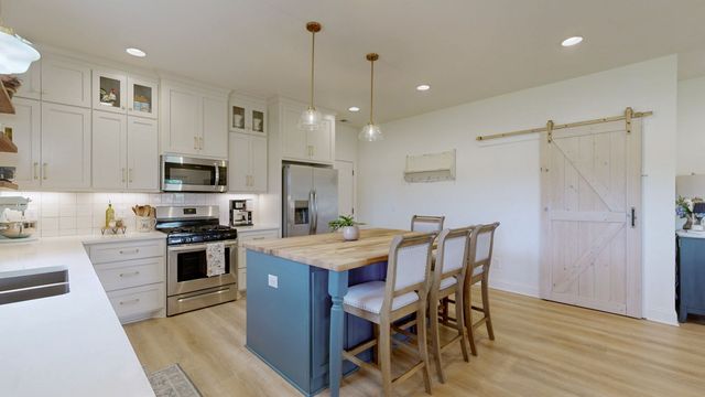 2569 Taylor Ln, Eagleville, TN 37060