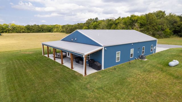 2569 Taylor Ln, Eagleville, TN 37060