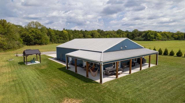2569 Taylor Ln, Eagleville, TN 37060