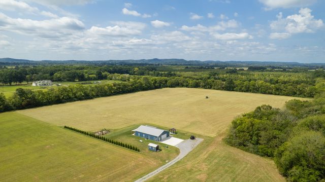 2569 Taylor Ln, Eagleville, TN 37060