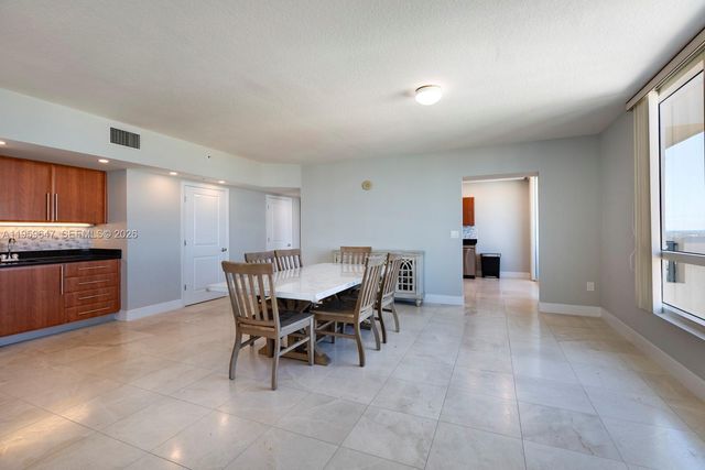 610 W Las Olas Boulevard 2014N, Fort Lauderdale, FL 33312