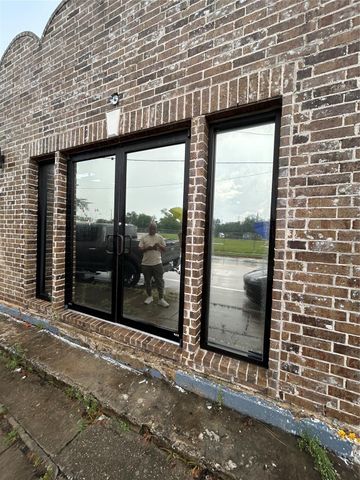 3206 Lyons Avenue, Houston, TX 77020