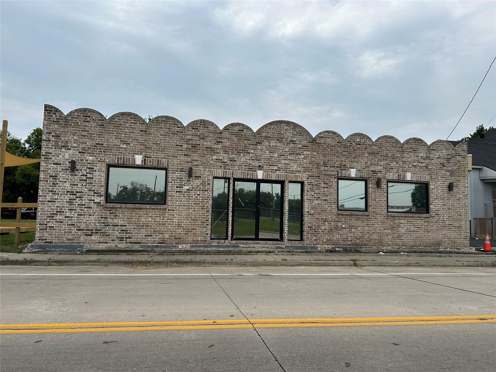 3206 Lyons Avenue, Houston, TX 77020