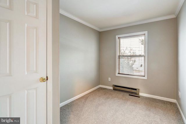 40 HARVEST RD, Lancaster, PA 17602