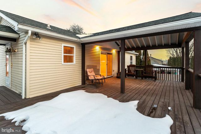 40 HARVEST RD, Lancaster, PA 17602