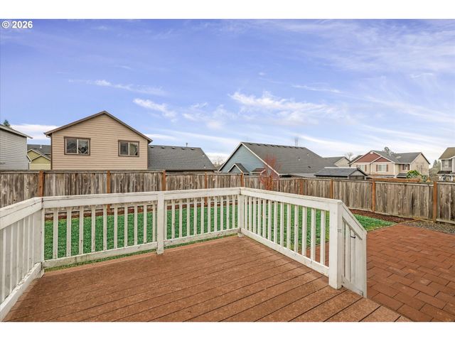 59538 CAMDEN St, St Helens, OR 97051