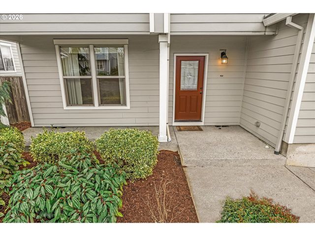 59538 CAMDEN St, St Helens, OR 97051