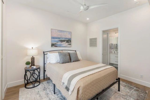 478 Orange Ave, Coronado, CA 92118