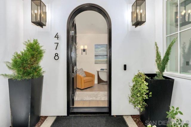 478 Orange Ave, Coronado, CA 92118