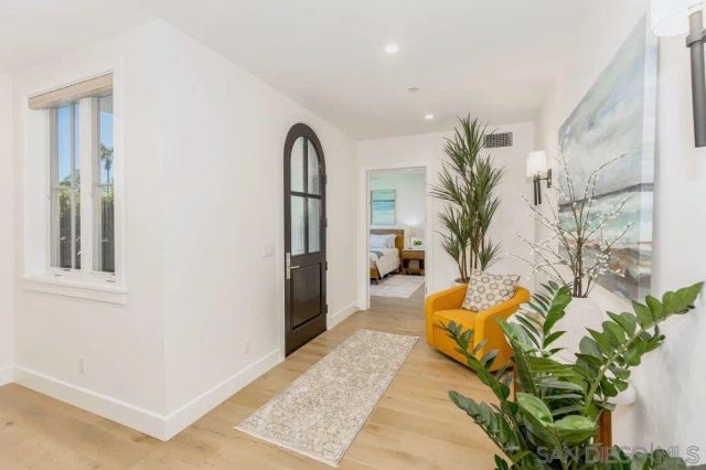 478 Orange Ave, Coronado, CA 92118