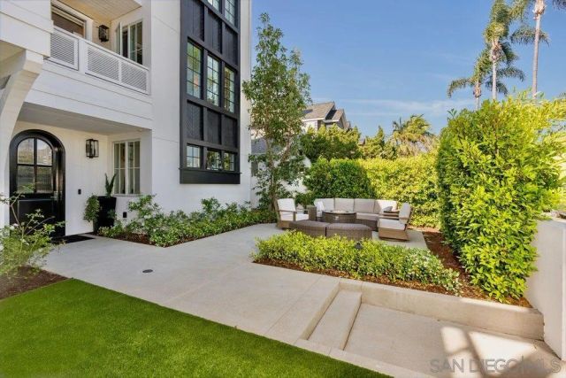 478 Orange Ave, Coronado, CA 92118