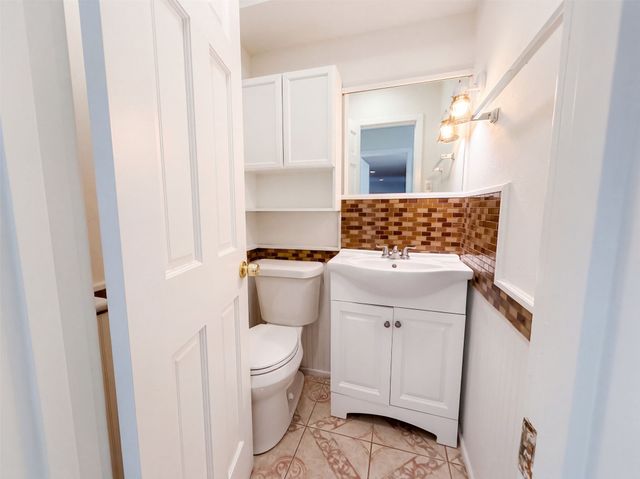 607 Turtle Creek Drive, Greenville, TX 75402