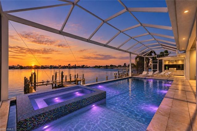5020 Pelican BLVD, Cape Coral, FL 33914