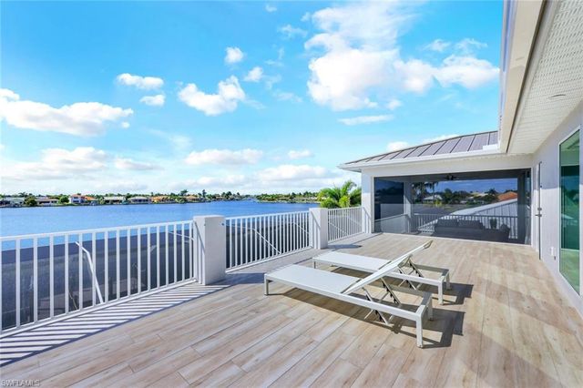 5020 Pelican BLVD, Cape Coral, FL 33914