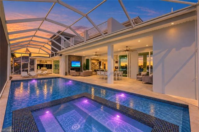 5020 Pelican BLVD, Cape Coral, FL 33914